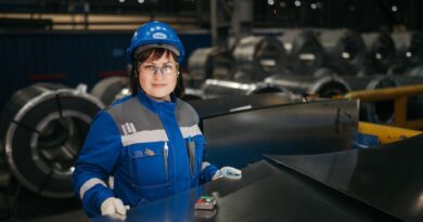 Jak działa tłocznia blach i co produkuje?